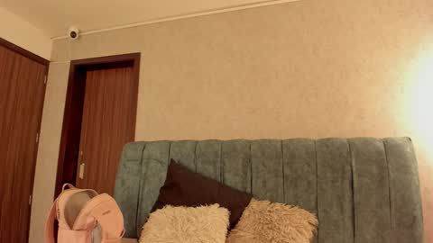 Aleera online show from 02/06/26, 08:23