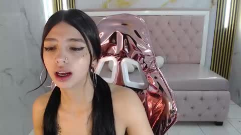 Ale online show from 11/11/25, 01:11