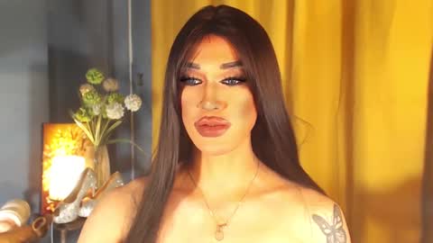 Snapshot of aleinacroft chatting on 02/14/25, 03:15 aleinacroft online show from 02/14/25, 03:15