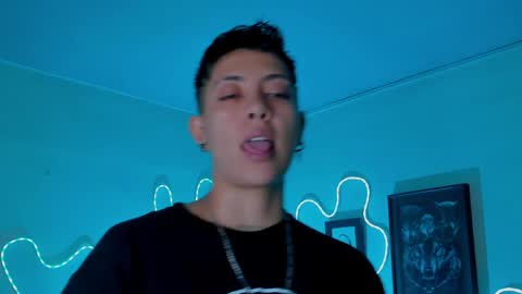 Alejandra online show from 04/23/26, 02:46