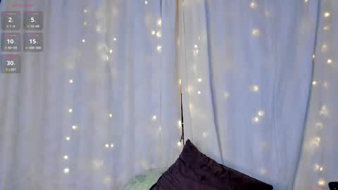 Aleja online show from 11/21/25, 03:49