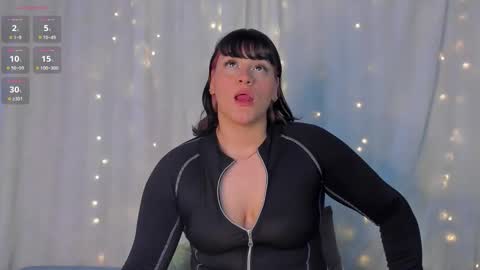 Aleja online show from 11/25/25, 03:17