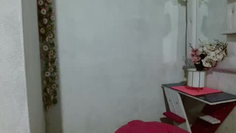 Snapshot of aleja_swety chatting on 12/02/24, 06:30 ALEJA online show from 12/02/24, 06:30