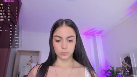 Alejandra online show from 02/10/25, 05:30