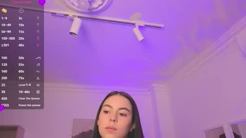 Alejandra online show from 03/18/26, 11:35
