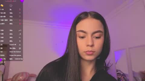 Alejandra online show from 07/15/26, 11:26