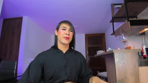 A L E J A N D R A online show from 02/14/25, 01:45