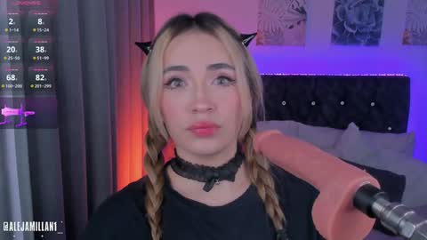 Snapshot of alejamillan1 chatting on 12/16/24, 05:59   night GTM -5 online show from 12/16/24, 05:59