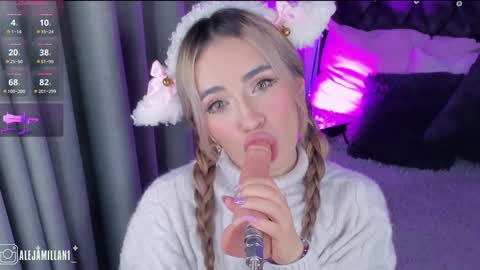 Snapshot of alejamillan1 chatting on 01/05/25, 09:15   night GTM -5 online show from 01/05/25, 09:15