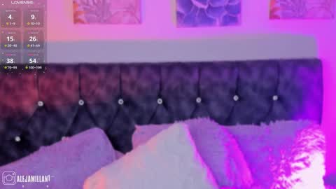 Snapshot of alejamillan1 chatting on 02/27/25, 08:17   night GTM -5 online show from 02/27/25, 08:17