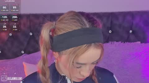 Snapshot of alejamillan1 chatting on 02/28/25, 08:20   night GTM -5 online show from 02/28/25, 08:20