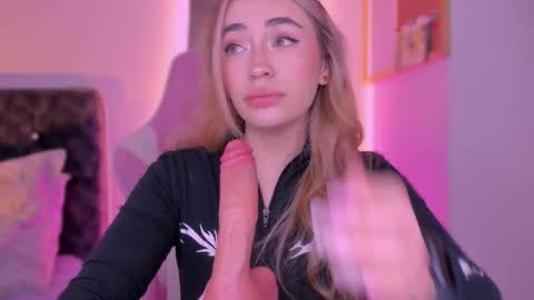   night GTM -5 online show from 02/11/26, 05:12