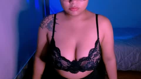 Alejandra  online show from 05/25/26, 11:22