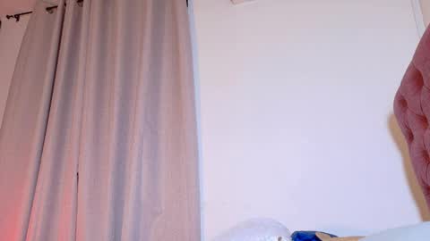 Snapshot of alejandra_dunn1 chatting on 04/07/26, 07:25 alejandra_dunn1 online show from 04/07/26, 07:25