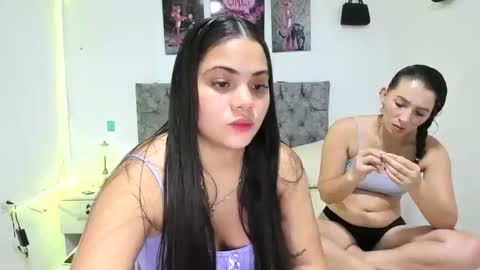 alejandra_evanss online show from 04/29/26, 02:37