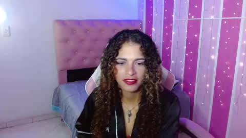 alejandra online show from 10/02/25, 02:13