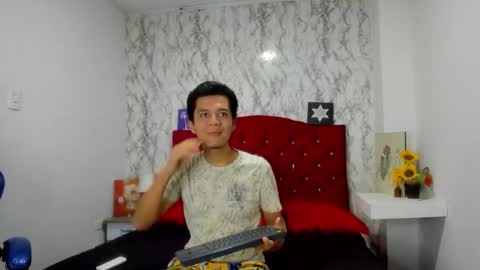 ALEJANDRA JAMES online show from 04/27/26, 11:30