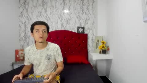 ALEJANDRA JAMES online show from 04/28/26, 12:42