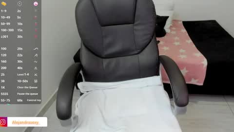 alejandra online show from 04/20/26, 09:49