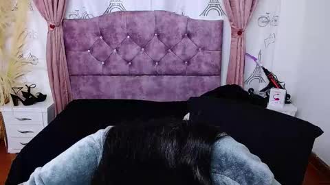 ALEJANDRA online show from 10/23/25, 11:09