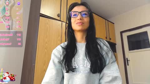 Alejandra online show from 01/03/25, 12:08