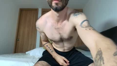 Snapshot of alejandro_bigcock chatting on 10/12/25, 11:37 Alejandro Hernndez online show from 10/12/25, 11:37