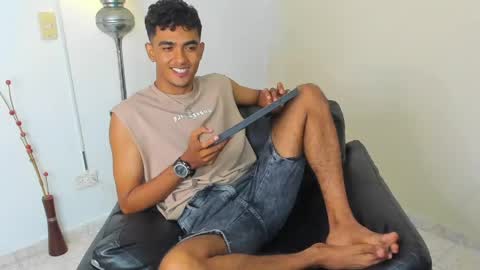 Alejandro williams online show from 06/08/26, 01:28