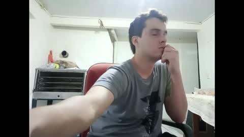 Snapshot of alejandroeema chatting on 01/06/26, 01:42 alejandroeema online show from 01/06/26, 01:42