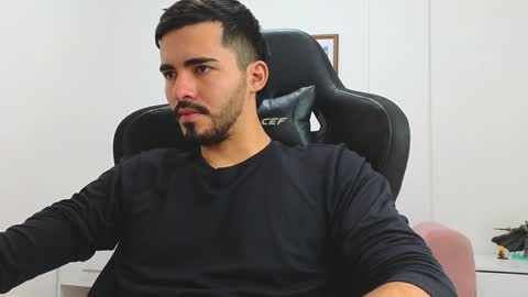 alejandroo_7 online show from 01/14/25, 07:00