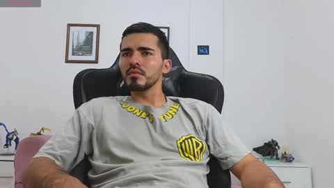 alejandroo_7 online show from 09/10/25, 09:59