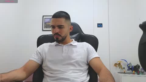 alejandroo_7 online show from 07/08/26, 06:23