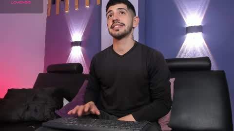 Alejo  online show from 06/21/26, 07:00