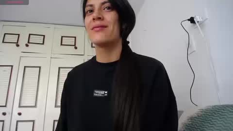 alejaxxxhot online show from 10/18/25, 05:25