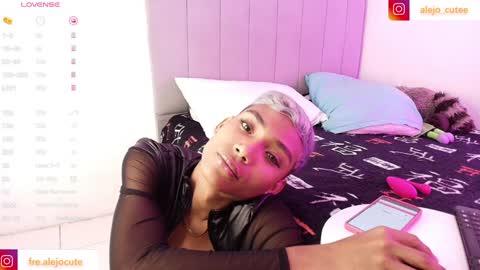 alejo_cute online show from 12/29/24, 08:15