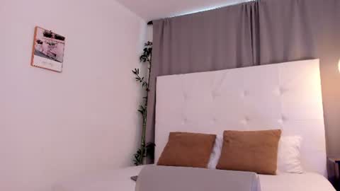 Snapshot of alejo_exotic chatting on 06/26/26, 12:20 alejo_exotic online show from 06/26/26, 12:20