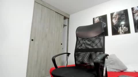 Snapshot of alejo_gray1 chatting on 03/01/26, 10:23 alejo_gray1 online show from 03/01/26, 10:23