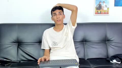 alejo peverell online show from 01/16/25, 08:43