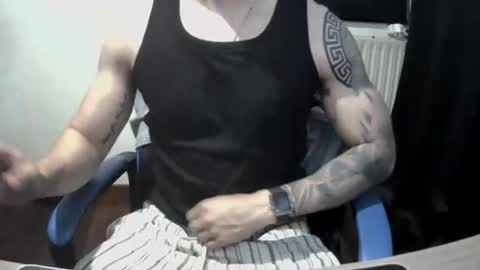 alejoduarte16 online show from 06/15/26, 11:56