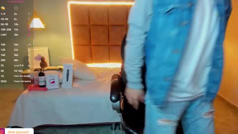 ALejoo Saenz online show from 09/22/25, 09:39