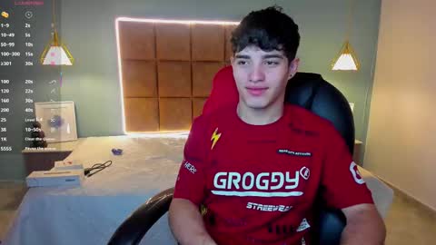 ALejoo Saenz online show from 09/26/25, 04:38