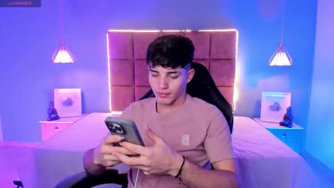 ALejoo Saenz online show from 02/15/26, 07:51