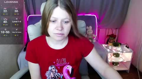 Snapshot of alekasamui chatting on 01/08/25, 12:49 Aleksa online show from 01/08/25, 12:49