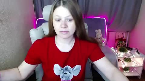 Snapshot of alekasamui chatting on 01/30/25, 12:39 Aleksa online show from 01/30/25, 12:39