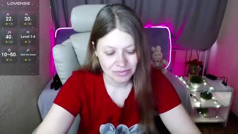 Snapshot of alekasamui chatting on 03/04/25, 03:44 Aleksa online show from 03/04/25, 03:44