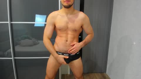 Snapshot of aleks_brown chatting on 01/31/25, 12:07 aleks_brown online show from 01/31/25, 12:07