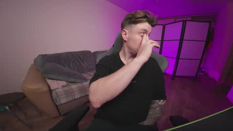 Alex and Linar online show from 11/16/25, 06:02