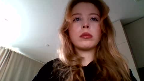 Snapshot of aleksa_angel chatting on 06/15/26, 09:11 aleksa angel online show from 06/15/26, 09:11