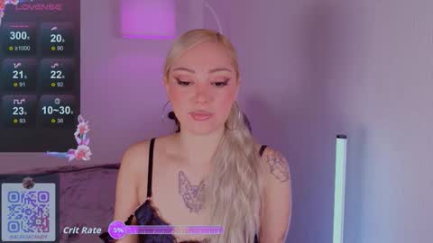 Snapshot of aleksacandy chatting on 09/23/25, 03:20 aleksacandy online show from 09/23/25, 03:20