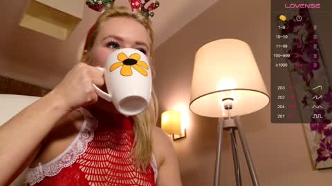 Lexi online show from 12/26/24, 09:11