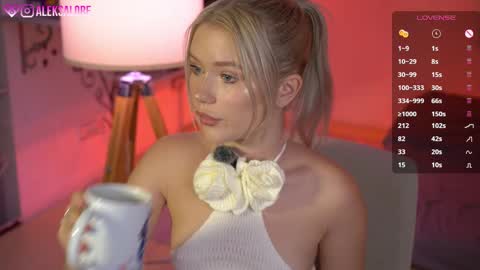 Lexi online show from 10/25/25, 03:14